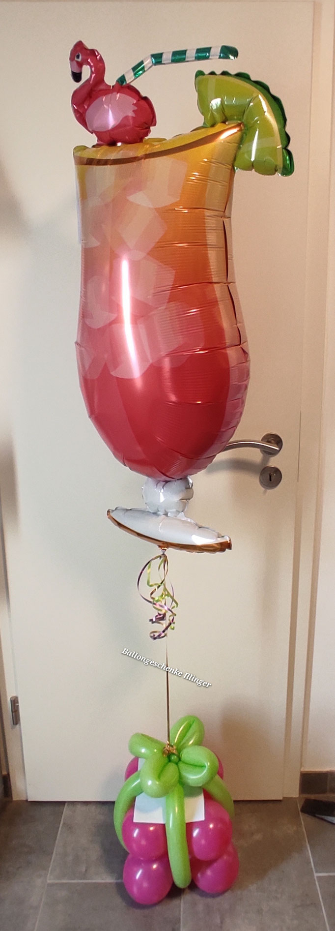 Cocktailglas mit Ballonkiste - 19,00€
