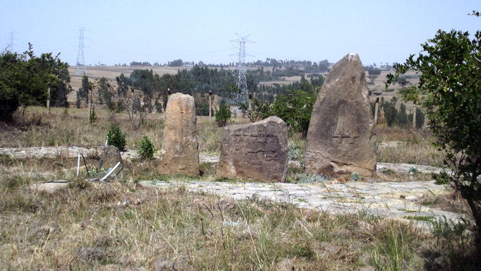 Tiya Stelae Field. Voyage Séjour Trek et randonnée, Road trip et visite de la Région Oromia en Ethiopie.  Le cimetière de Tya