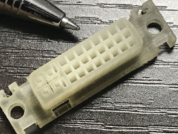 アクリル樹脂、積層ピッチ 0.03mm