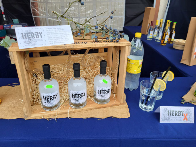 Und hier unser neuestes Produkt! Unser Herby 45, eignet sich hervorragend als Longdrink.