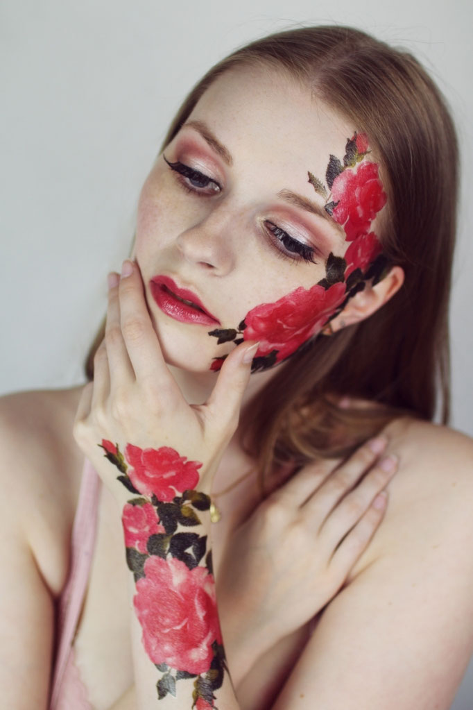 Hair & Make-up Artist für Editorial Beauty Shooting – präzises Make-up im Close-up