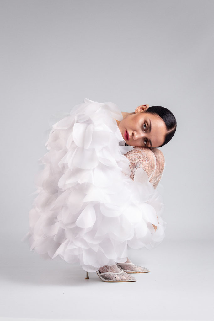 Hair & Make-up Artist für Editorial Fashion Shooting – professionelles Beauty Make-up und Hairstyling