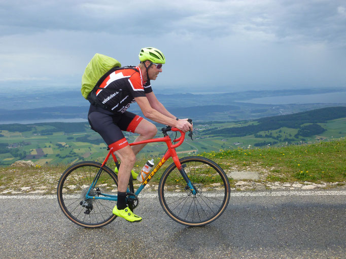 Mit dem Gravelbike auf dem Chasseral