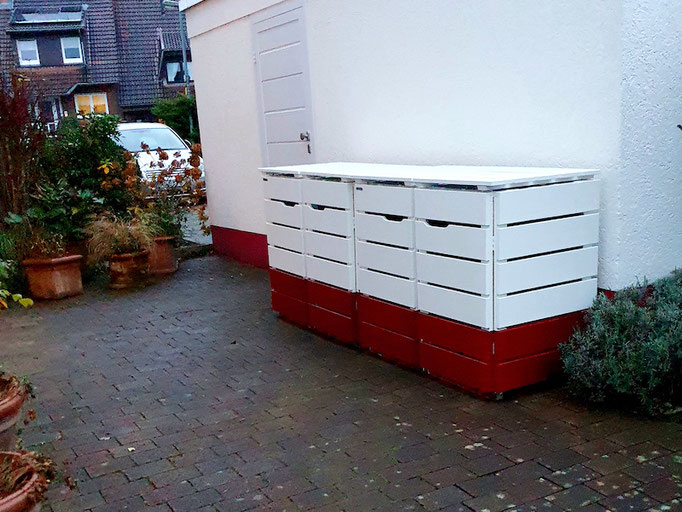 4er Mülltonnenbox / Mülltonnenverkleidung für kleine Mülltonnen, Oberfläche: zweifarbig in Weiß + Rot