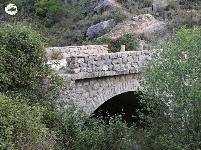 Puente sobre el río Gargantón
