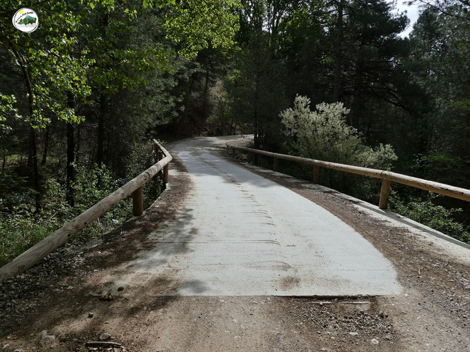 Puente sobre el arroyo de la Garganta