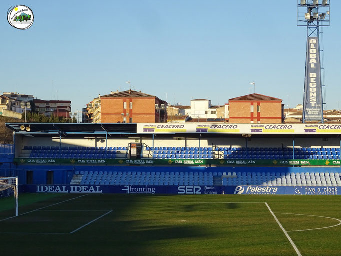 Campo de fútbol de Linarejos