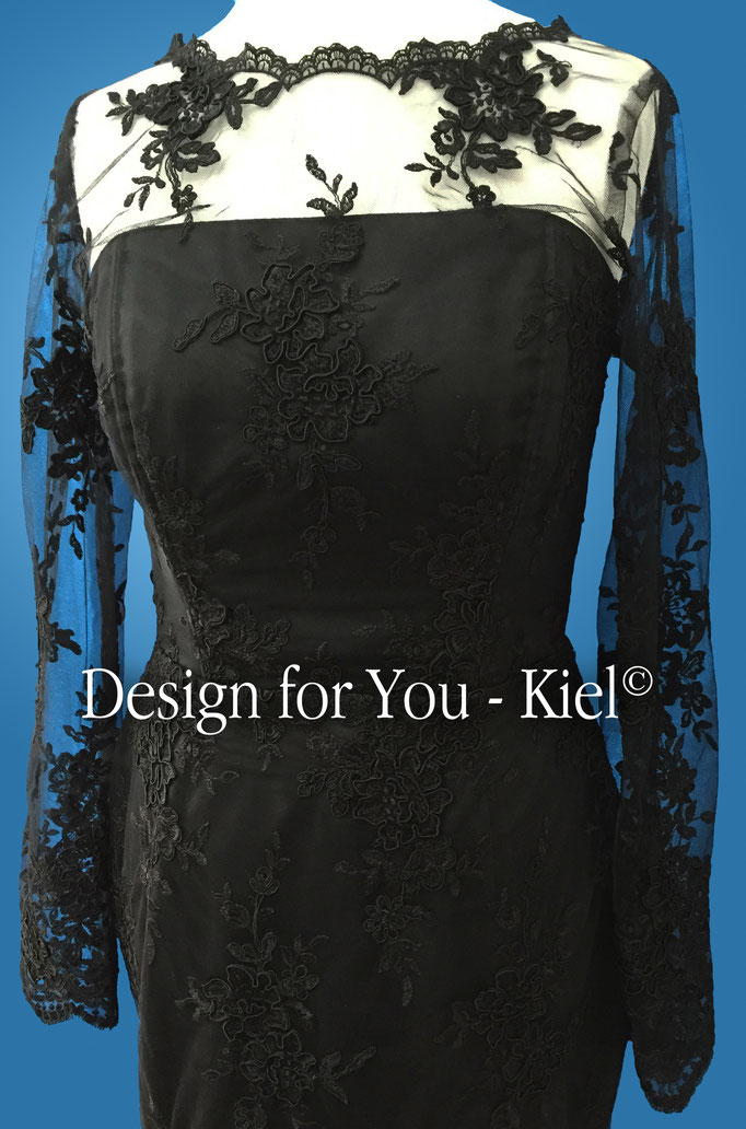 Abendkleid Lisa vorn (Detail) - © Design for You - Kiel