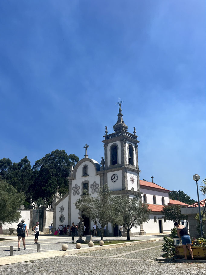 Igreja de Santiago de Castelo de Neiva