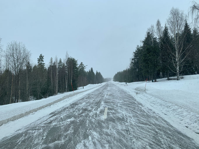  am Weg nach Harads, etwas eisig