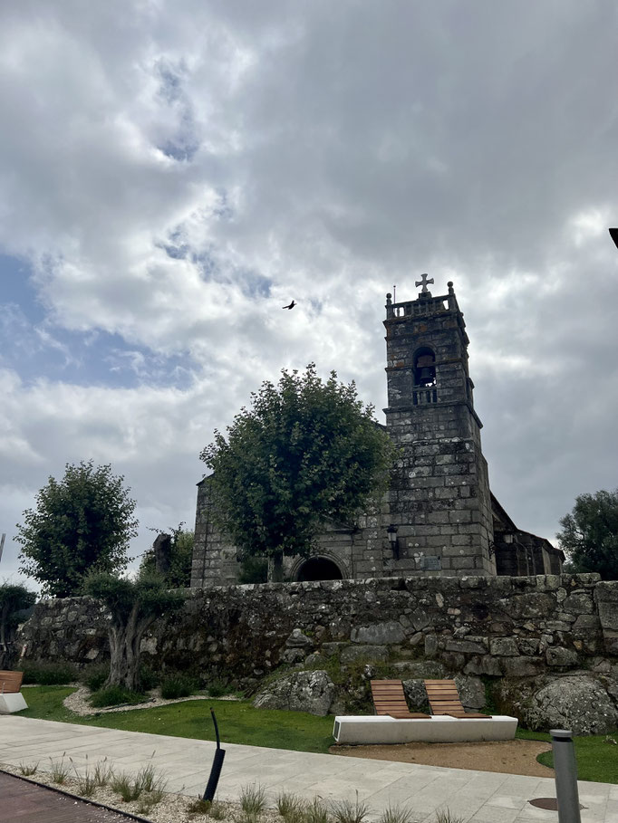 Igrexa de San Miguel de Bouzas (Kirche San Miguel de Bouzas)
