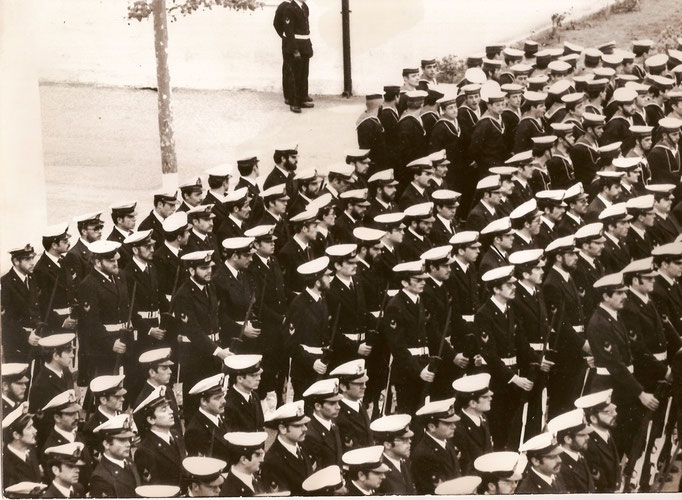 1974/75 - Schieramento Sergenti IGP  Scuola SAL