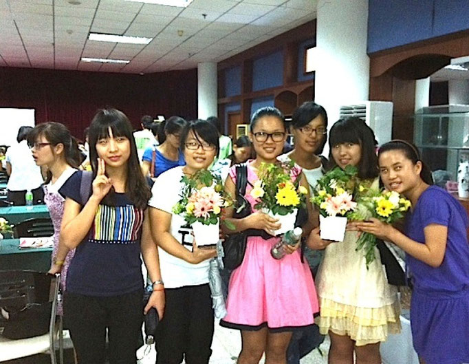 Flower Arrangement Workshop in Hainan Island 中国 海南島ワークショップ
