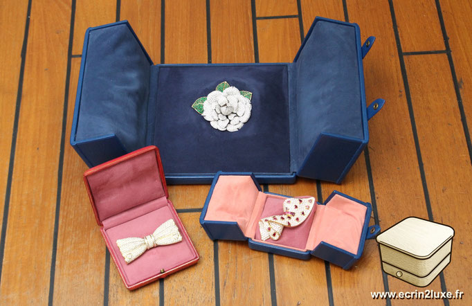Restauration de l'intérieur d'un écrin à bijoux de haute joaillerie. Ecrin2luxe Expert in Paris