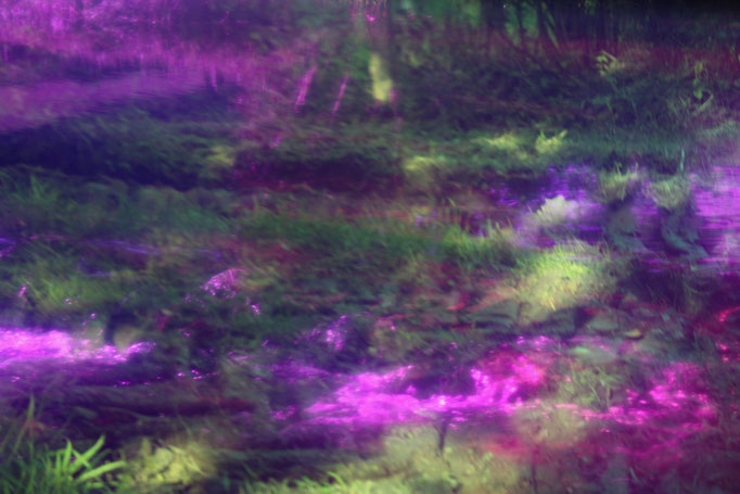 NDE 07, photographie numérique couleur appartenant à la série Near Death Experiences, 120x190 cm, 2016.