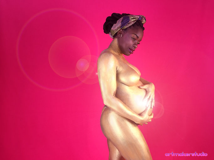 Gold belly painting black woman