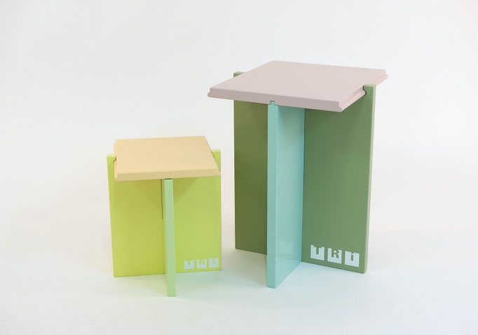 TRI, Hocker, Kinderhocker, Sitzgelegenheit, handgemacht. Geschenke & Accessoires 