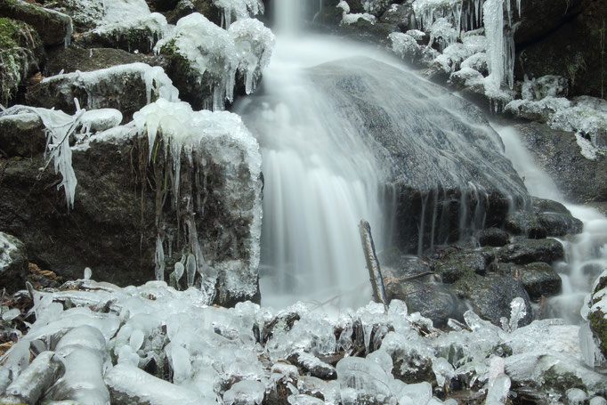 Wasserfall Blauenthal gefroren