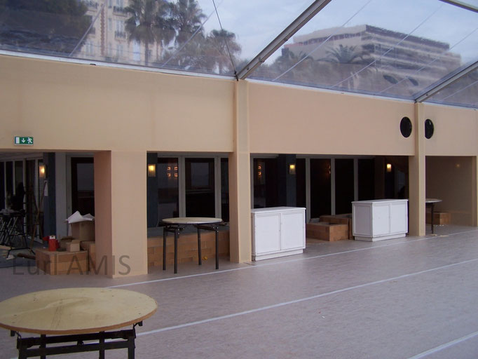 Hab1illage tissus  et mise hors eau + moquette - Le Carlton CANNES