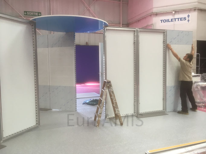 Stand