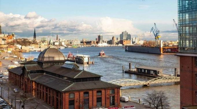 Die historische Fischauktionshalle am Hamburger Fischmarkt