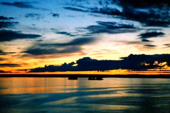 Blick vom Aussichtsturm auf den abendlichen Päijänne See
