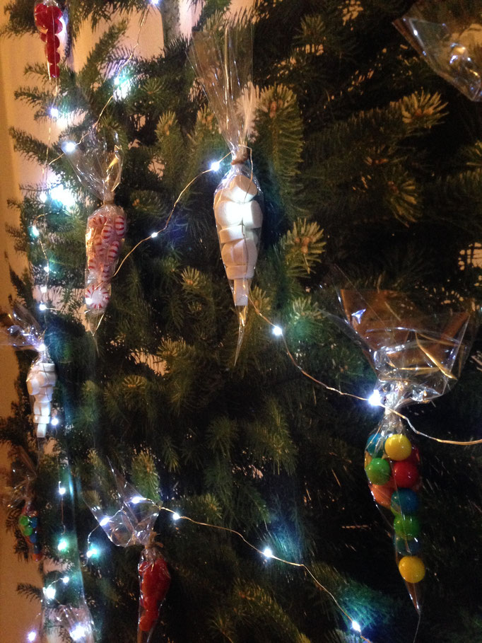 ...miam! Vivement qu'on range le sapin!