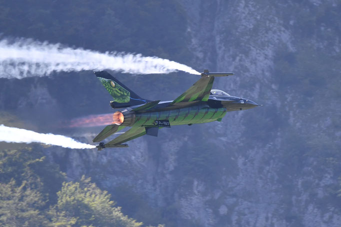 F-16MLU