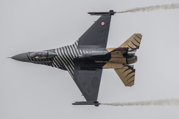 F-16C  Fighting Falcon "Solo Türk"