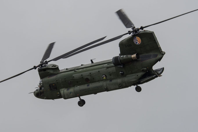 Boeing CH-47D Chinook