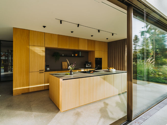 Küche in gelb von LMT Design Ludwigsfelde