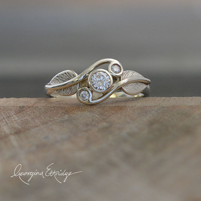 Twirling Leaves Trilogy Ring Diamonds