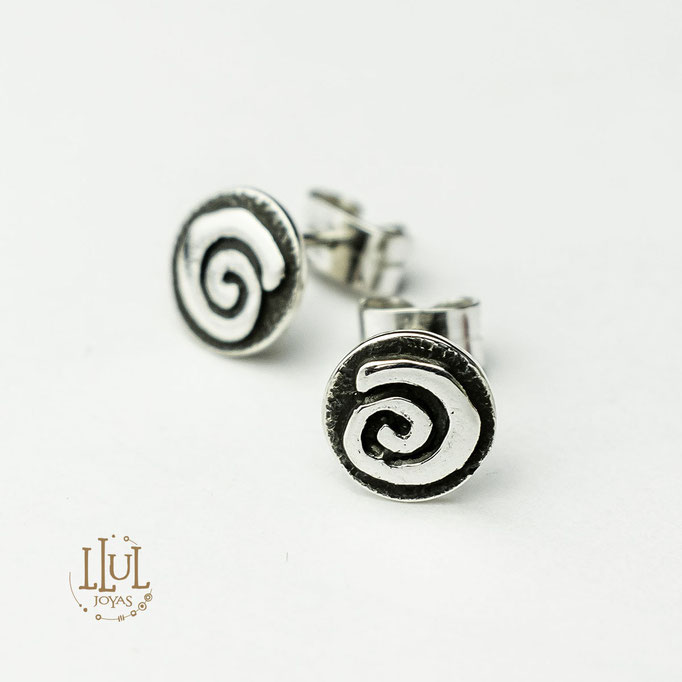 Aretes hechos en plata 950.