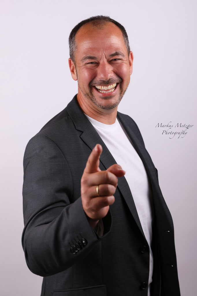 Porträt Mann, Männer Bild im Rems Murr Kreis, Welzheim, Alfdorf, www.markus1.de, Fotograf Markus Metzger aus Alfdorf, https://www.markus1.de, www.markus1.de, Fotograf im Rems Murr Kreis 