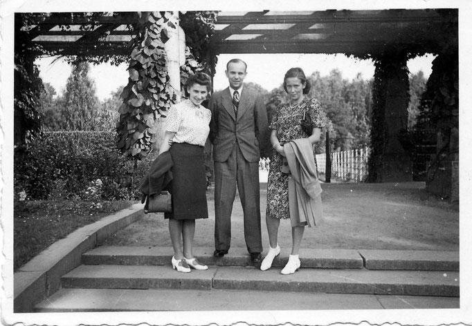 Hildegard,Kurt,Ruth Katterwe 1941