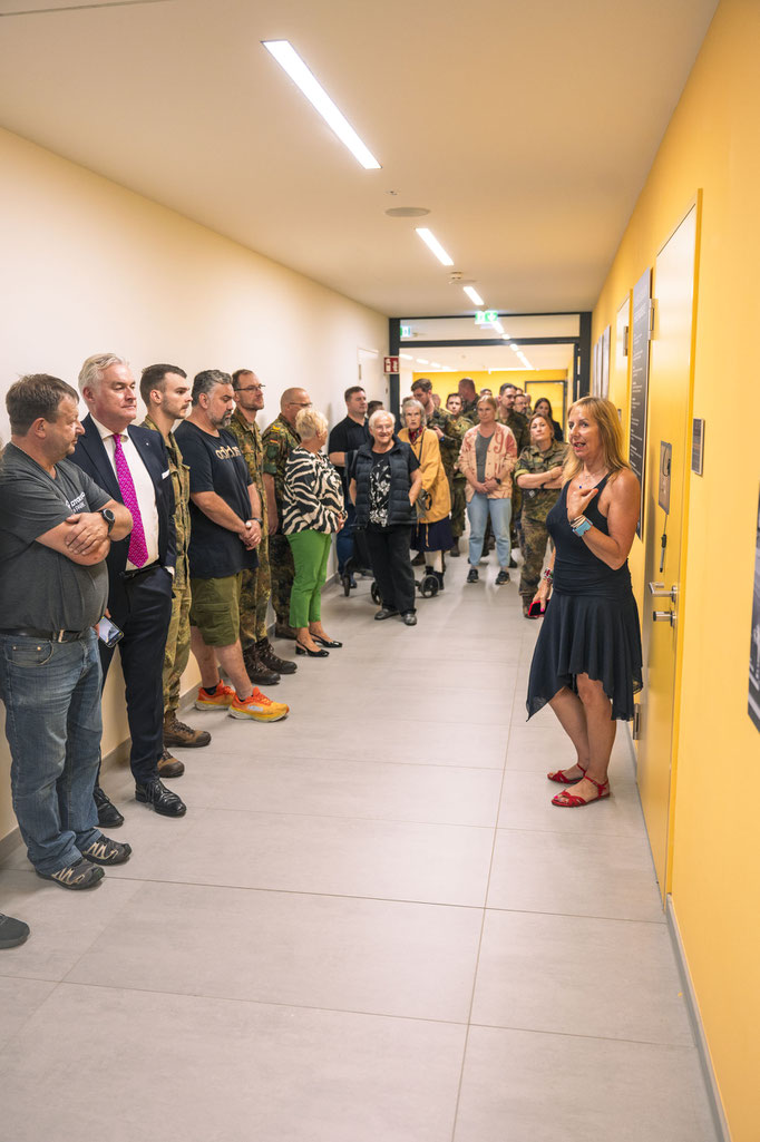 Gesichter des Lebens Fotoausstellung im Ausbildungszentrum des Cyber- und Informationsraum der Bundeswehr