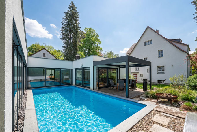Villa mit Pool Berlin