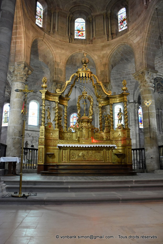 [NU926-2023-5534] 43 - Brioude - Basilique Saint-Julien - Chœur : Maître-autel (XVII°)