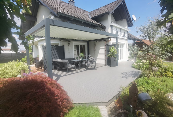Lamellenpergola elektrisch