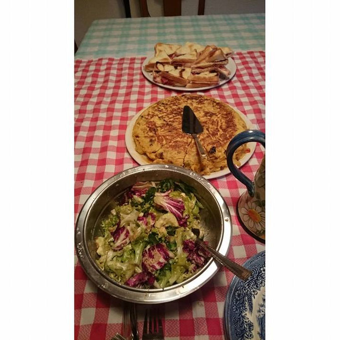 Cena con tortilla de patata