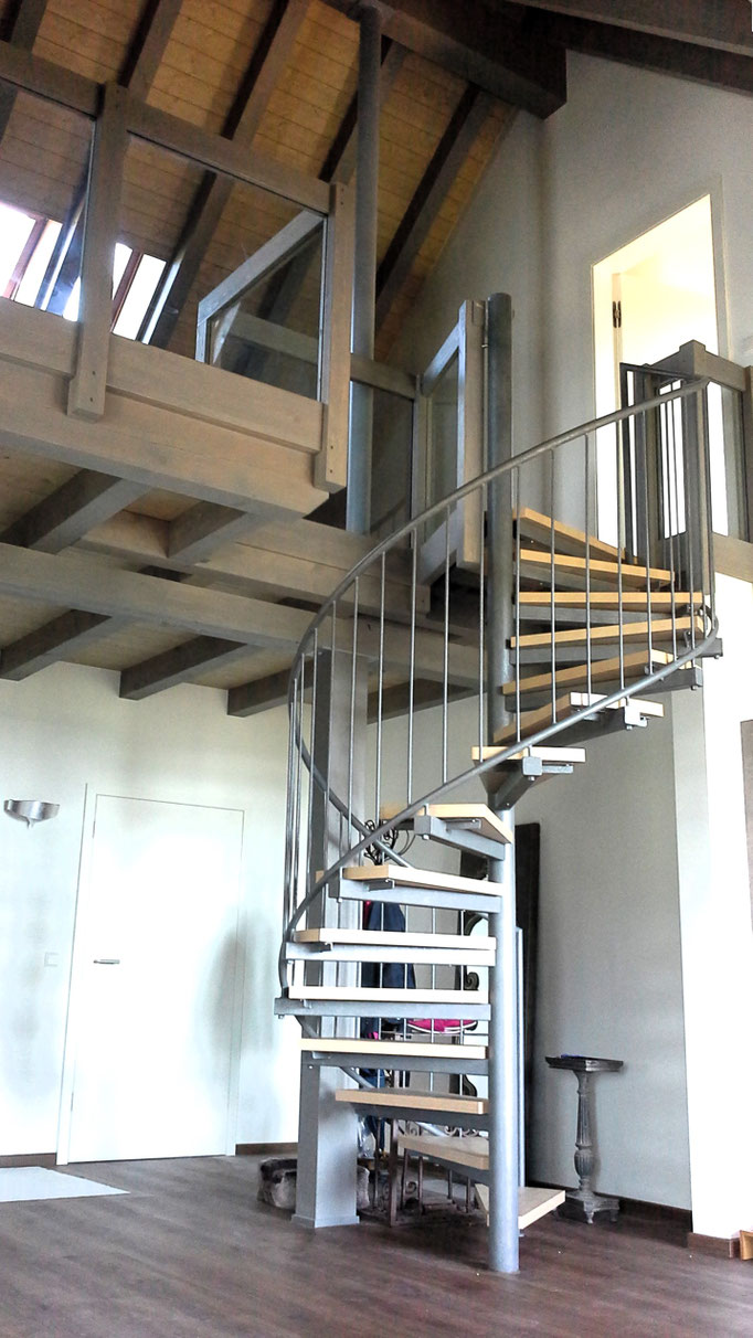 Spindeltreppe zur Galerie in Ibach