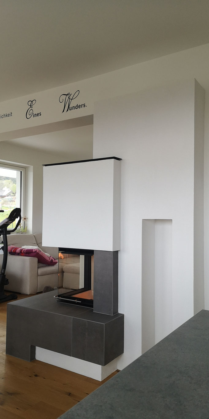 Spartherm Eckkamin mit Zusatzspeicher