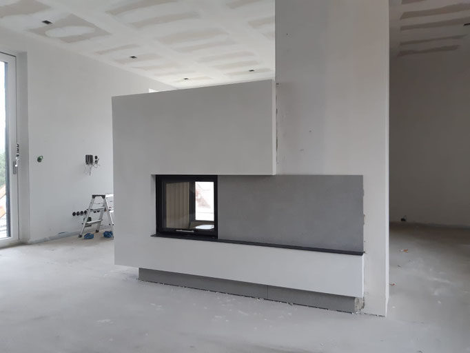 Spartherm Tunnelkaminofen mit Feinsteinzeug