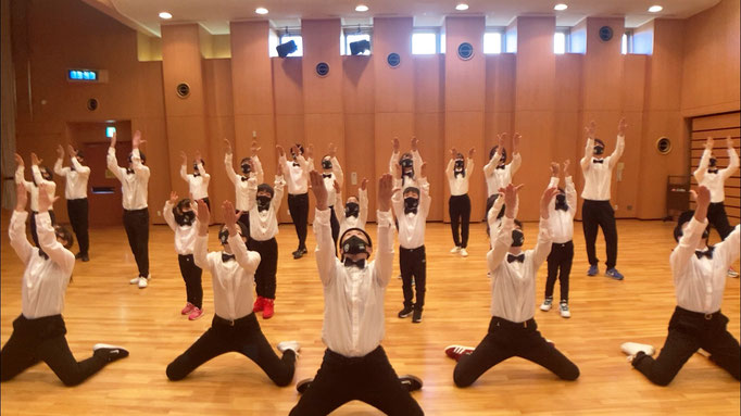 ダンススクール Beat squadとDOWN BY LAWのメンバー総勢30名で「NEW YEAR DANCE 2021」という作品作りに初挑戦♪