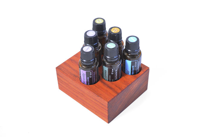 Padoukholz Aufsteller/Display für 6 Fl. dōTERRA oil Nr.7