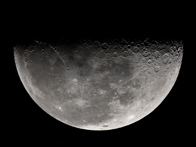 The Moon fotografiert mit 800mm