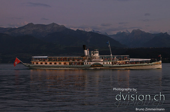 HMS Blümlisalp auf dem Thunersee