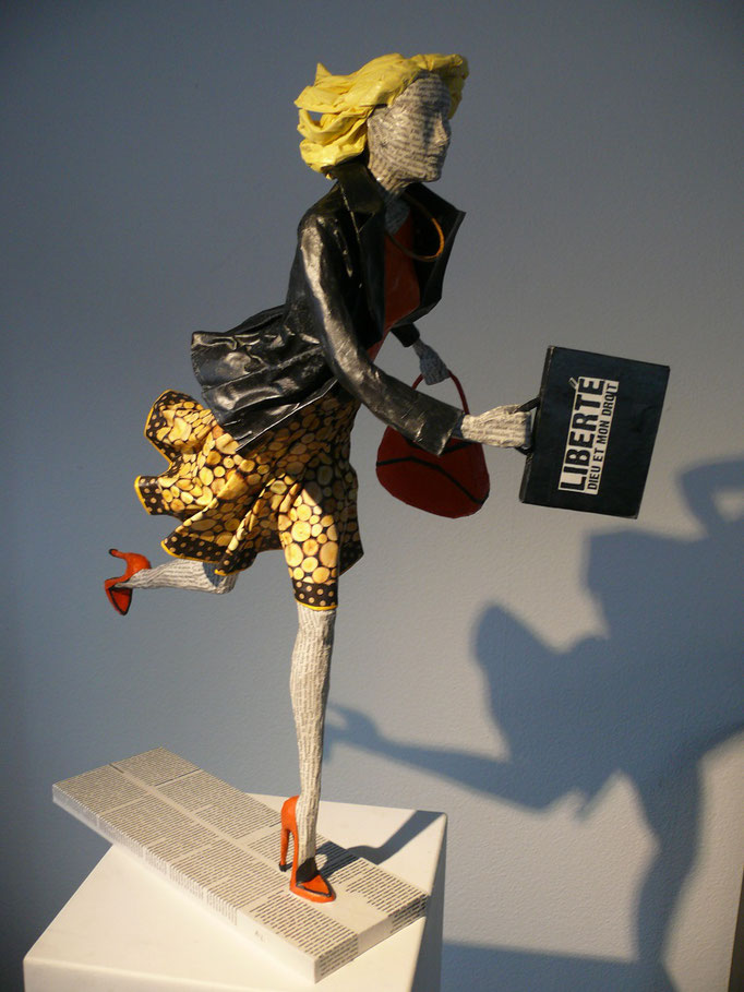 Elena Lichtsteiner, Skulpturen: Das Ziel im Auge (2015, 75 cm)
