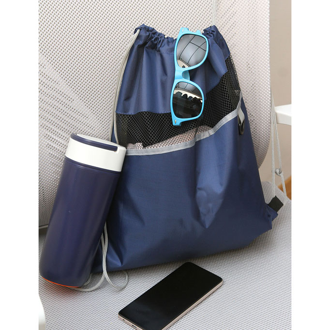Mochila Cergy en azul claro, azul oscuro, rojo y gris