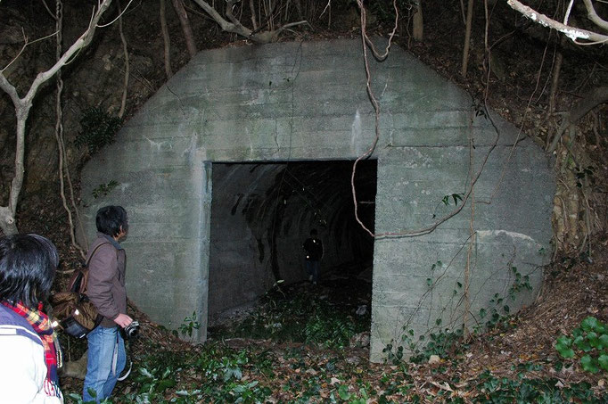 地下壕Ｂの入り口。